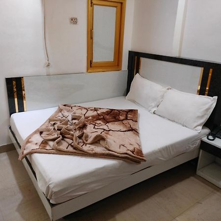 Hotel Geetanjali Inn New Delhi Extérieur photo
