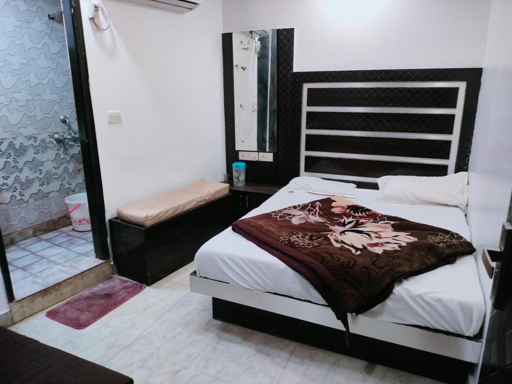 Hotel Geetanjali Inn New Delhi Extérieur photo