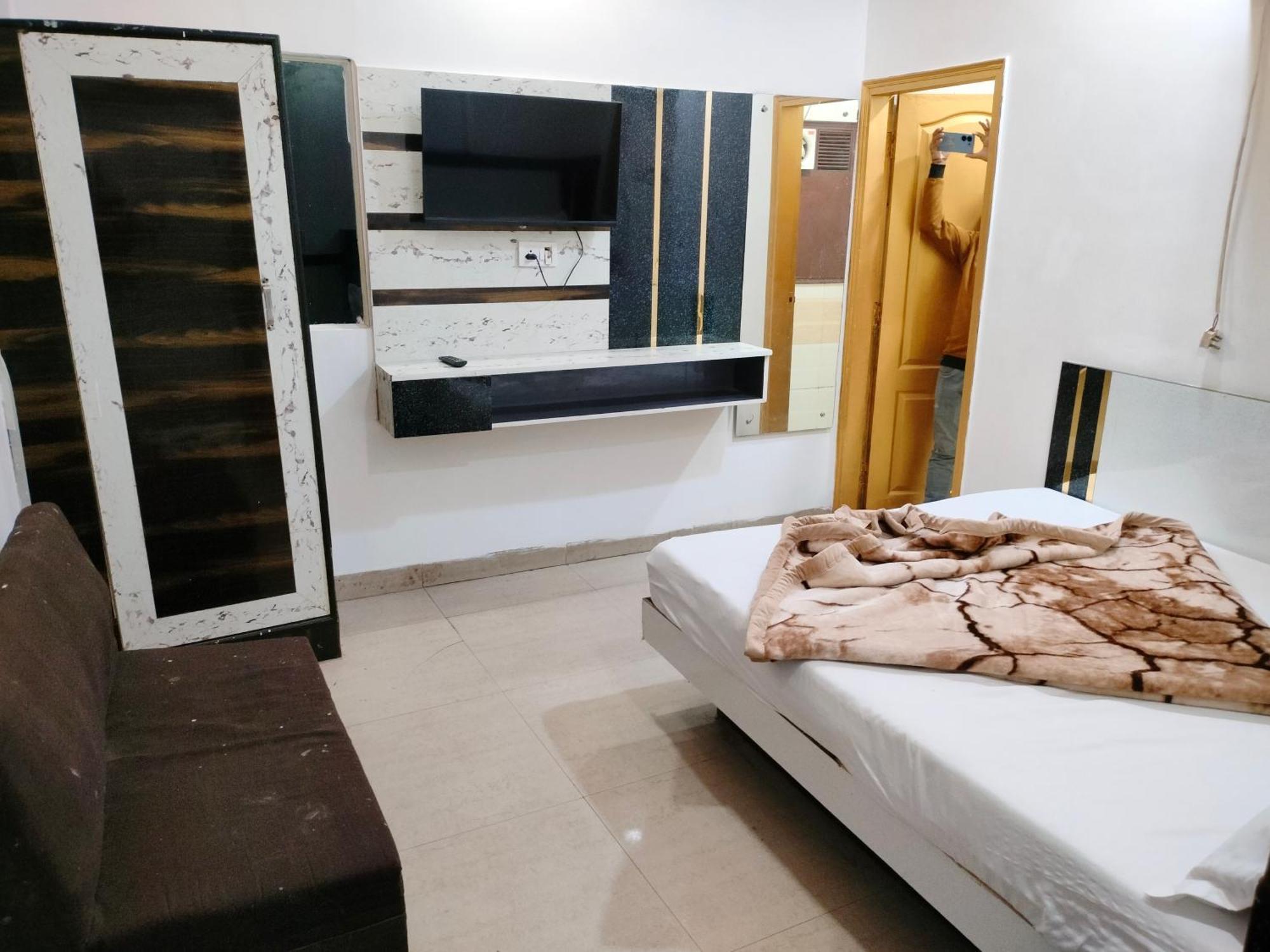 Hotel Geetanjali Inn New Delhi Extérieur photo